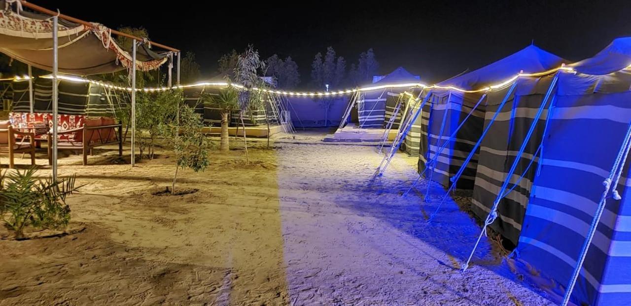 Royal Tours Permanent Camp Otel Umm Lajj Dış mekan fotoğraf
