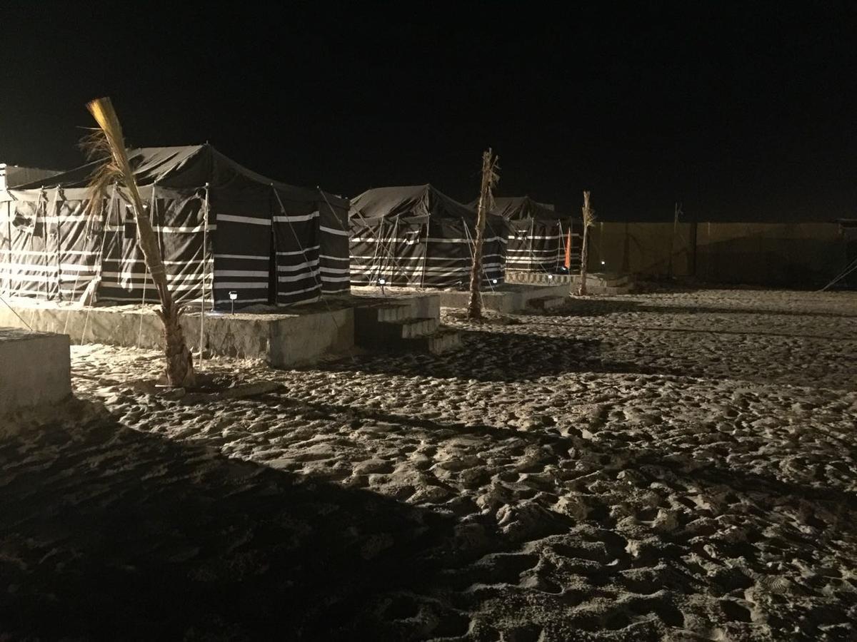 Royal Tours Permanent Camp Otel Umm Lajj Dış mekan fotoğraf