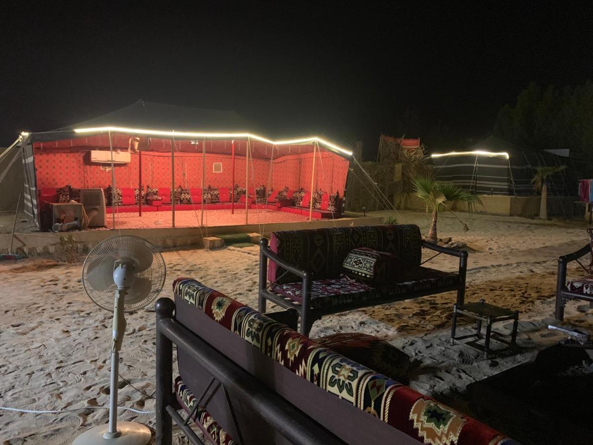 Royal Tours Permanent Camp Otel Umm Lajj Dış mekan fotoğraf